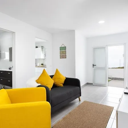 Bryson Apartment *